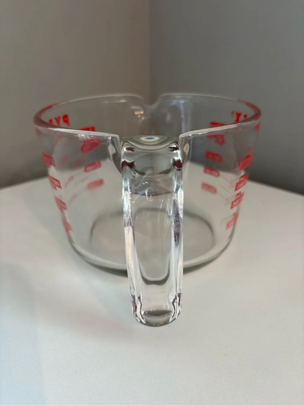 Pyrex item has
